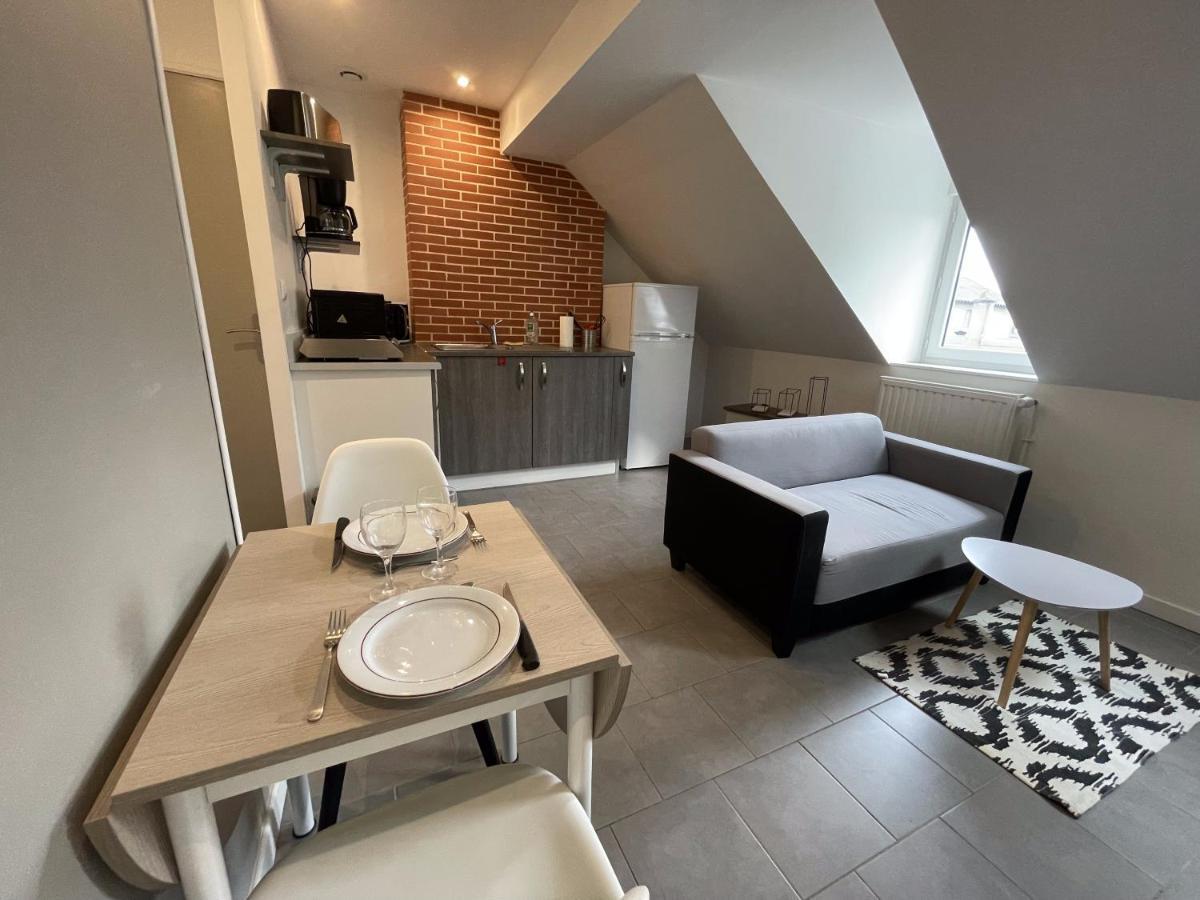 Le Mansard, Atypique, Gare Et Tramway 4Min A Pied Apartment Bagian luar foto